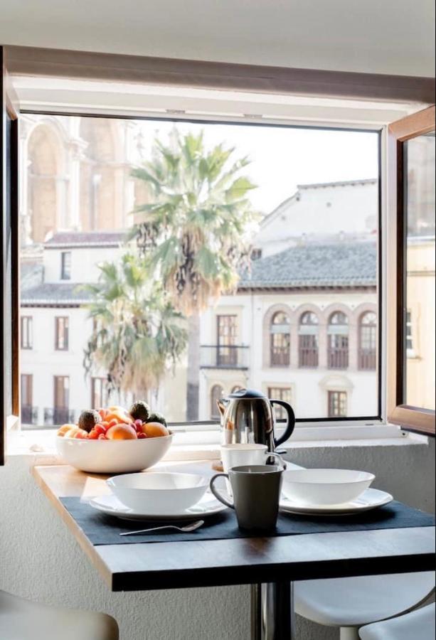 Romanillaloft con vistas a la Catedral y muy acogedor Apartamento Granada Exterior foto